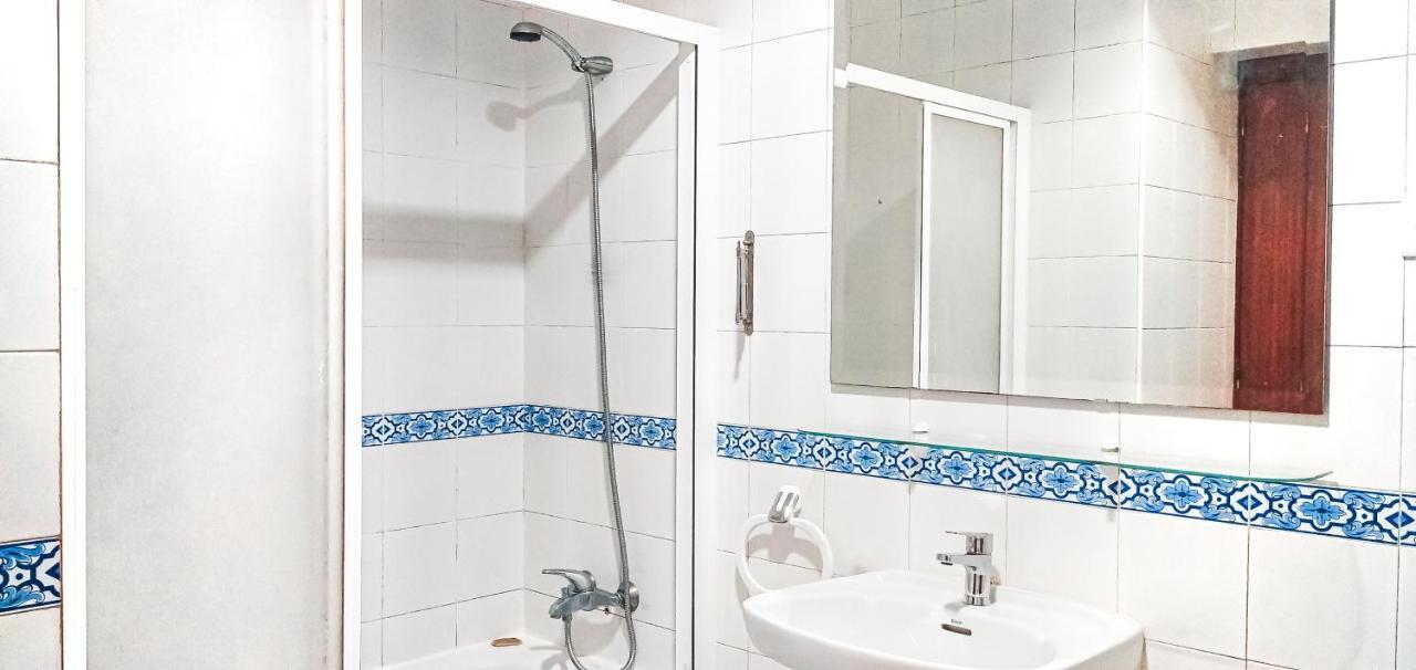 Sweet Room In Malaga Center "Homestay" - Habitacion Alojamiento En Apartamento Екстериор снимка
