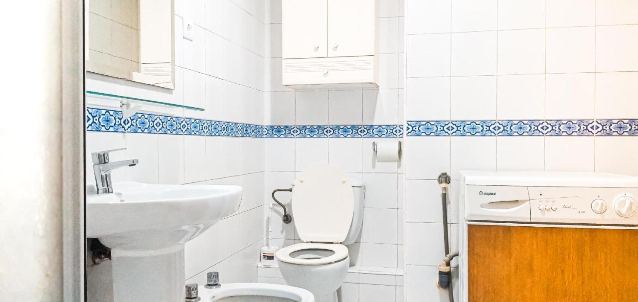 Sweet Room In Malaga Center "Homestay" - Habitacion Alojamiento En Apartamento Екстериор снимка